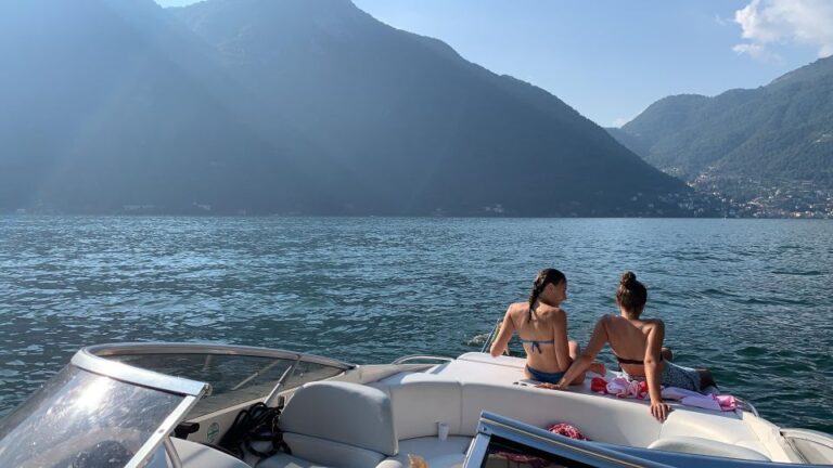 1 or 2 Hours Private Boat Tour on Lake Como With Prosecco