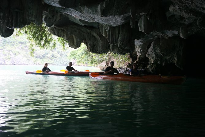 3-Day Cruise Relaxing and Kayaking on Oriental Sails