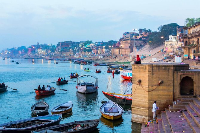 3-Days Delhi and Varanasi Tour by Express Train.Includes,Hotel Transfers.