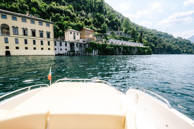 3 Hours Private Cruise on Lake Como Motorboat Cranchi