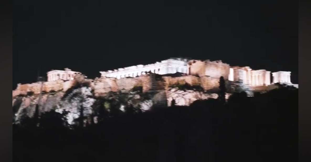 1 4 hours private night tour to athens landmarks with a pickup 4 Hours Private Night Tour to Athens Landmarks With a Pickup