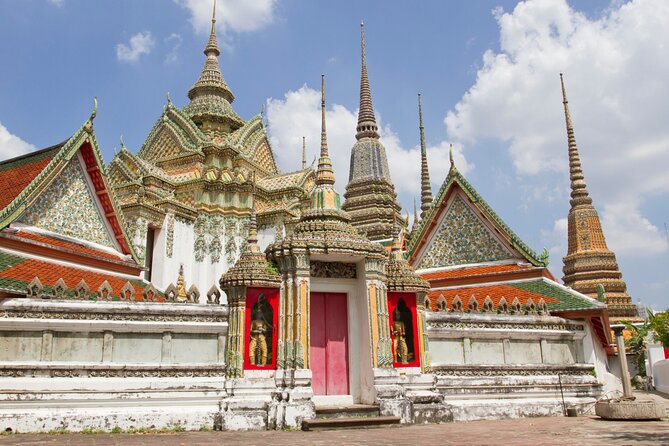 5-Hours Private Walking Tour in Bangkok With Guide