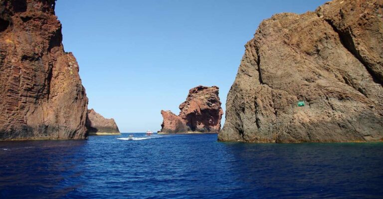 Ajaccio: Guided Scandola Nature Reserve Boat Tour