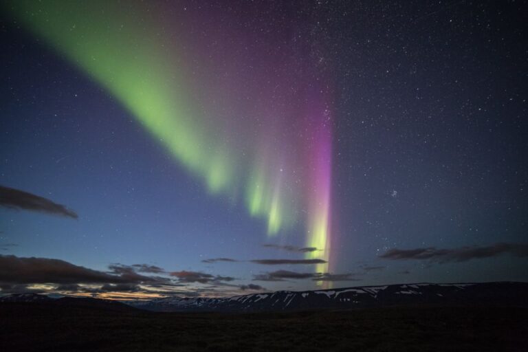 Akureyri: Northern Lights Tour