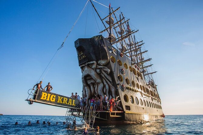 All-inclusive Big Kral Pirate Boat Trip in Alanya