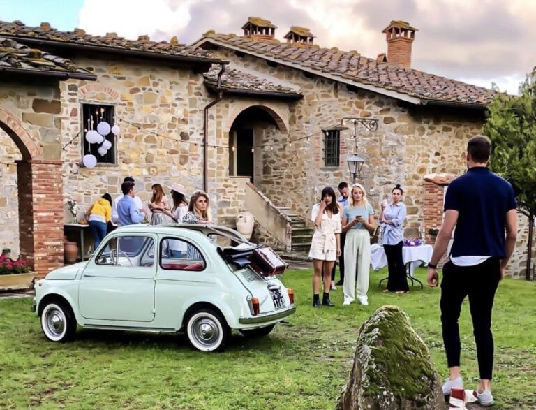 Arezzo and Province: Drive Vintage Vehicle With Audio Guide