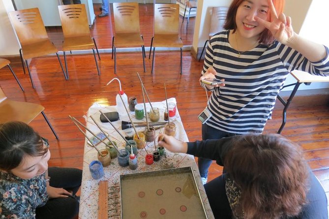 Art of Turkish Ebru Marbling Workshop in Istanbul