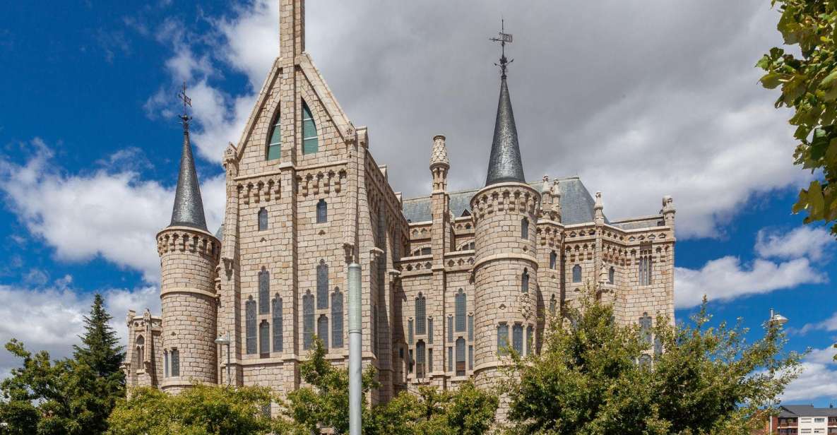 Astorga Episcopal Palace Ticket & In-App Audio Tour (ENG)