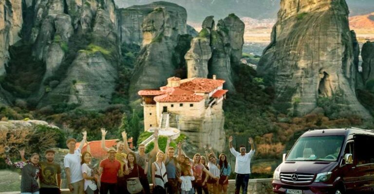 Athens: Meteora Day Trip in English/Spanish & Optional Lunch