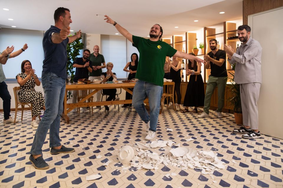 Athens: Opa! Live Music and Plate Smashing in a Greek Fiesta