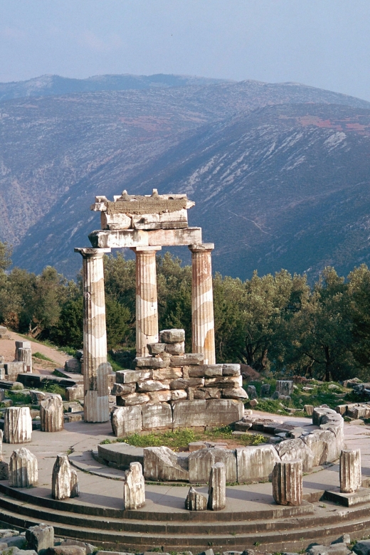 Athens to Delphi and Arachova Full Day Tour