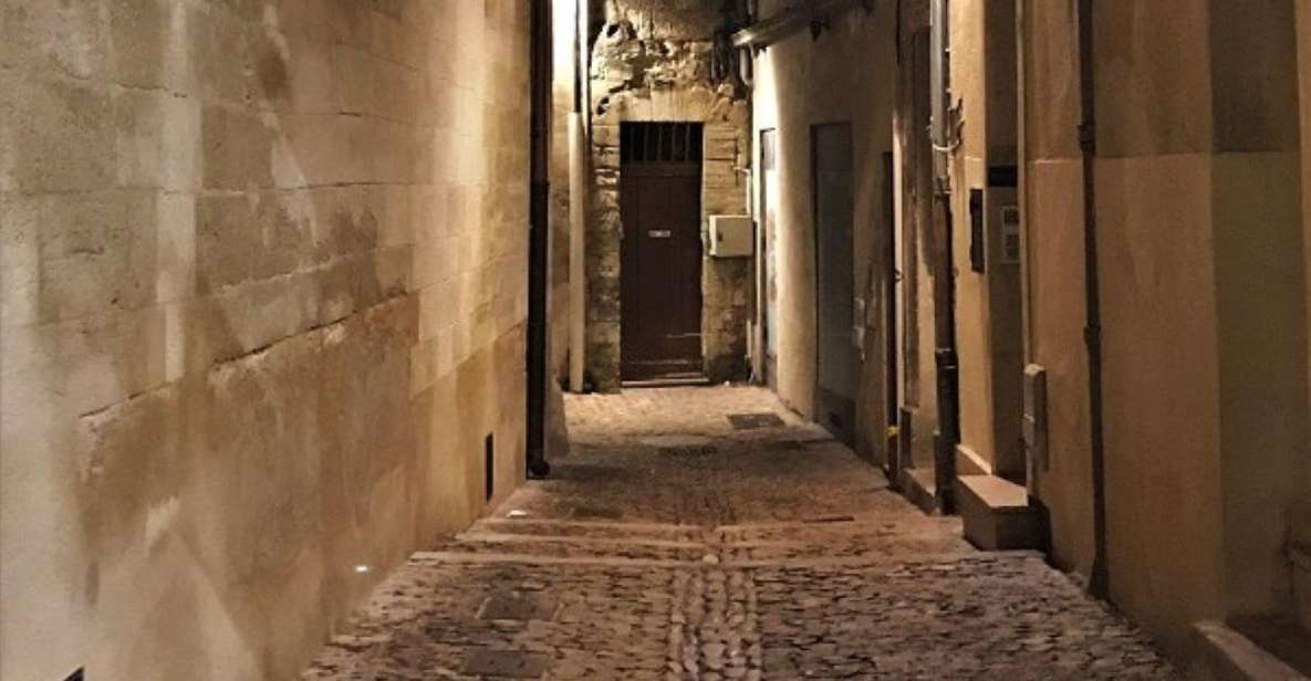 1 avignon the night amble between bourgeois and christians Avignon: The Night Amble Between Bourgeois and Christians