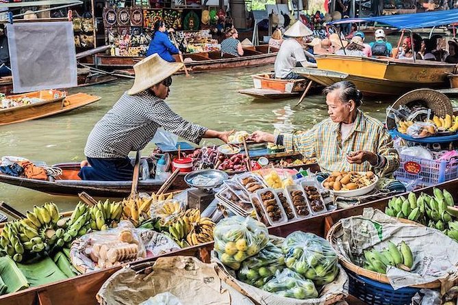 Bangkok Train Market and Floating Market Excursion