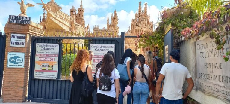 Benalmadena: Colomares Castle Tour With Entry Ticket