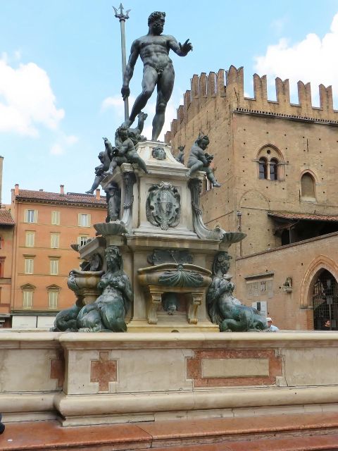 1 bologna old town private historic walking tour Bologna - Old Town Private Historic Walking Tour