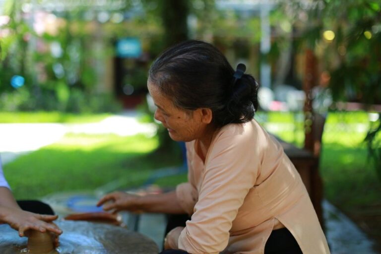 Ceramic Workshop With Local Hoi an Artist