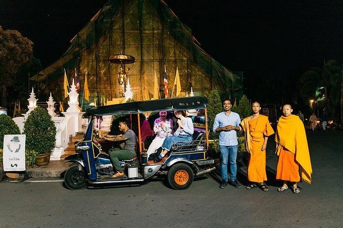 Chiang Mai Moonlight : Small Group Tuk Tuk Experience