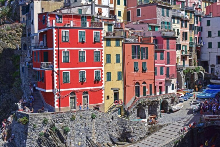 Cinque Terre: Private Walking Tour Through Villages