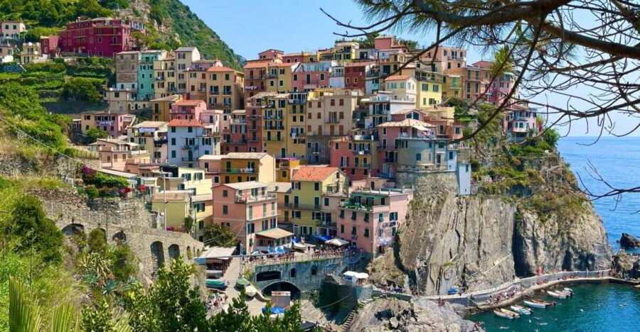 1 cinque terre tour by shuttle from lucca pisa or la spezia Cinque Terre Tour by Shuttle From Lucca, Pisa or La Spezia