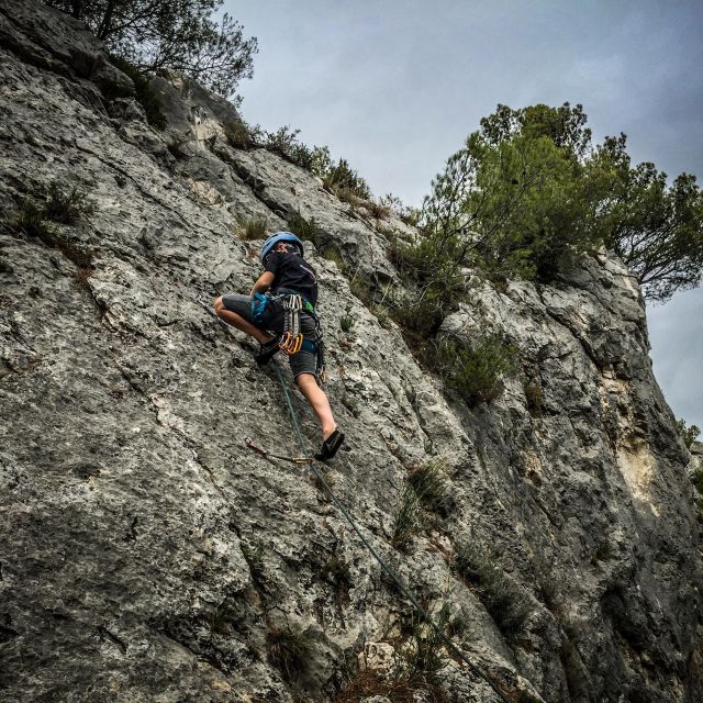 Climbing Discovery Session in the Calanques Near Marseille - Admire the Stunning Cliffs