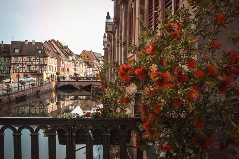 Colmar: Highlights Self-Guided Scavenger Hunt & Walking Tour