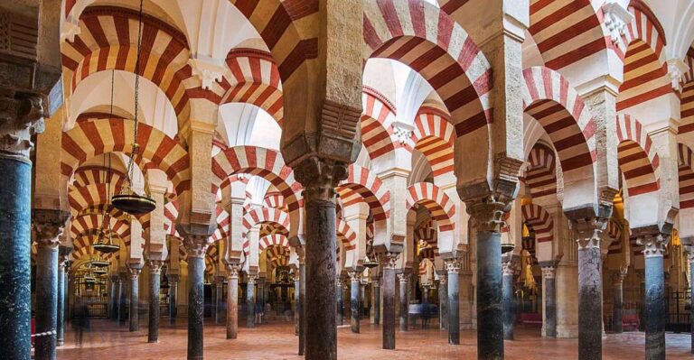 Córdoba Guided Tour of the Mosque, Jewish Quarter & Alcazar