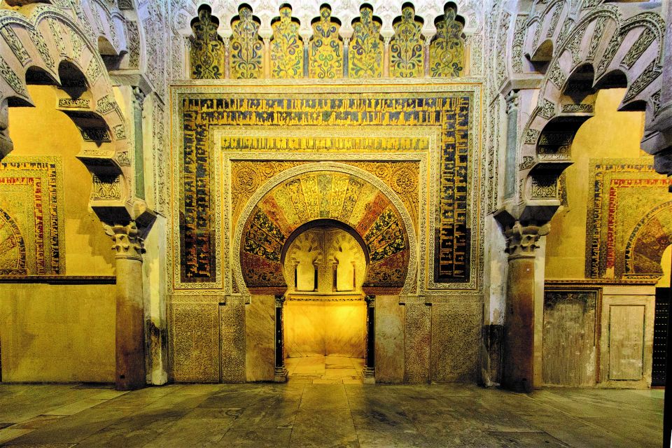 1 cordoba mosque jewish quarter and alcazar 3 hour tour Córdoba Mosque, Jewish Quarter and Alcázar 3-Hour Tour