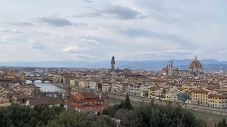 Exclusive Pisa Florence Tour and Wine Tasting From Livorno