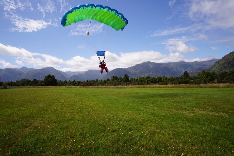 1 franz josef 13000ft 16500ft or 18000ft skydive Franz Josef: 13,000ft, 16,500ft or 18,000ft Skydive