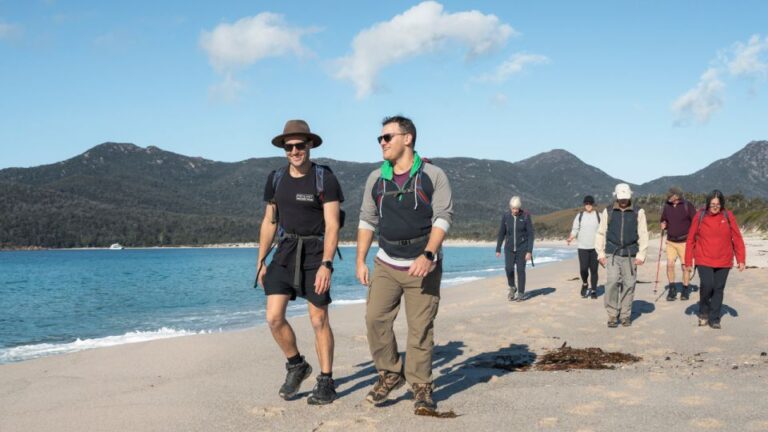 Freycinet: 5.5-Hr Small Group Guided Walking Experience