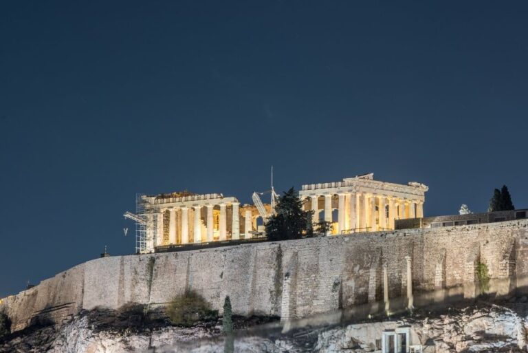 From Athens: Athens, Delphi, Meteora, & Santorini 8-Day Tour