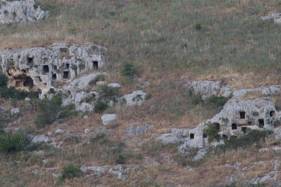 From Ferla: Necropolis of Pantalica Guided Day Trip