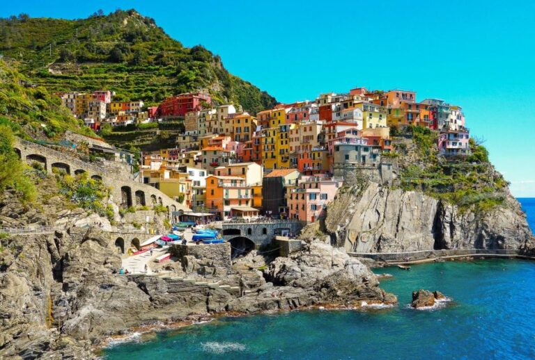 From Florence: Cinque Terre Private Tour