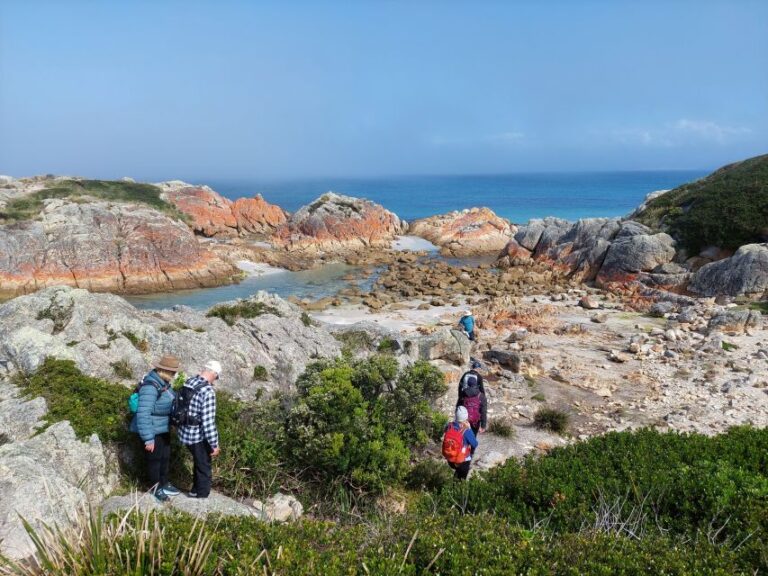 From Launceston: Bay of Fires Off-Peak Hiking 3-Day Tour