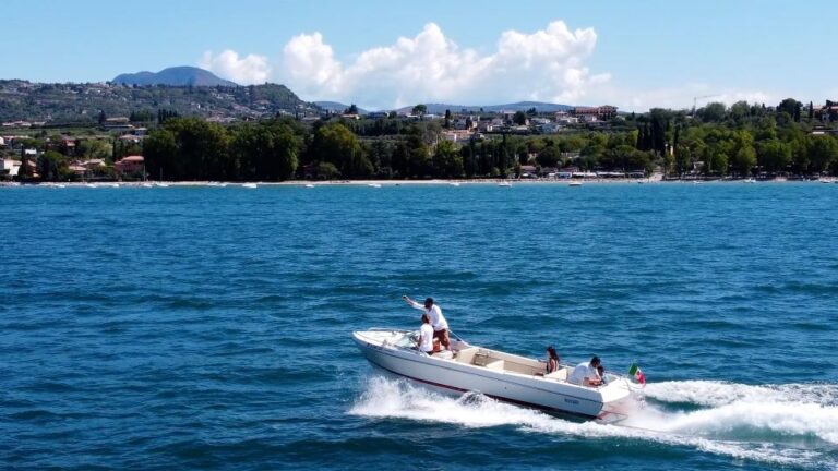 From Lazise: 4 Hours Boat Tour Cruise on Lake Garda