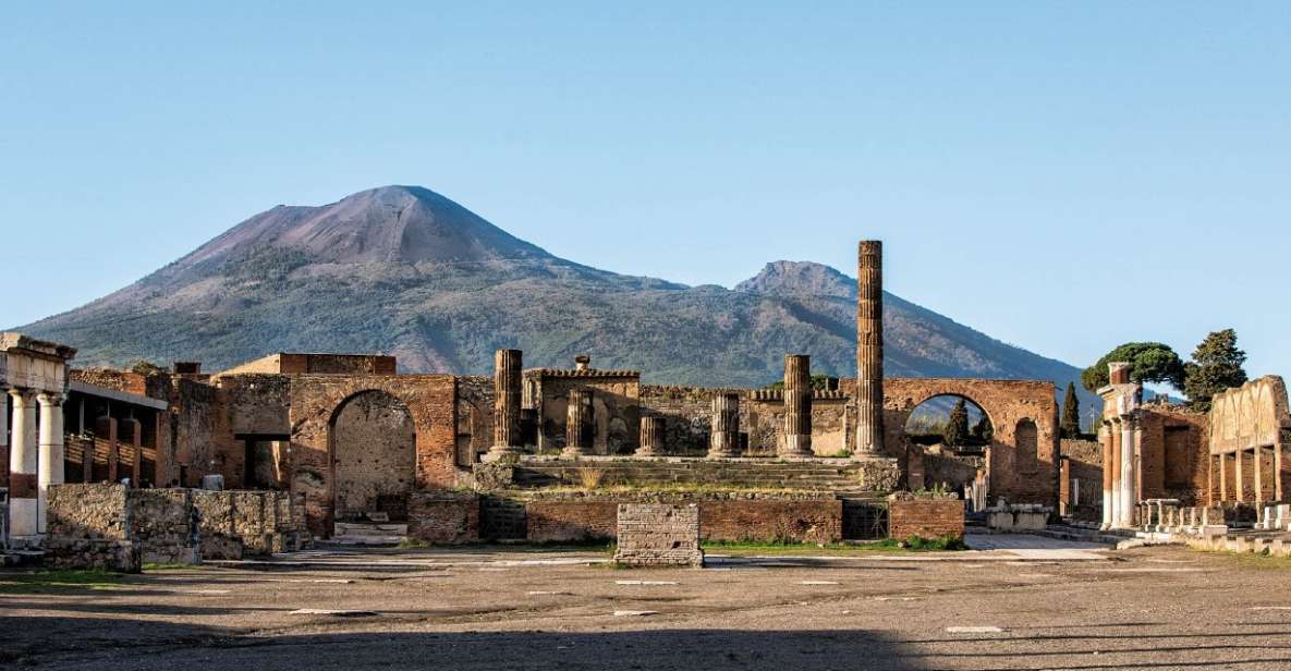 From Naples: Transport to Sorrento With Stop in Pompeii