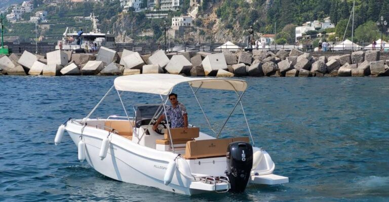 From Sorrento: Full Day Capri Private Boat Trip With Drinks