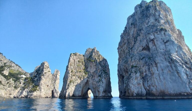 From Torre Annunziata: Capri Half-Day Boat Tour With Lunch