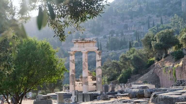 Full Day Delphi Tour With Minivan