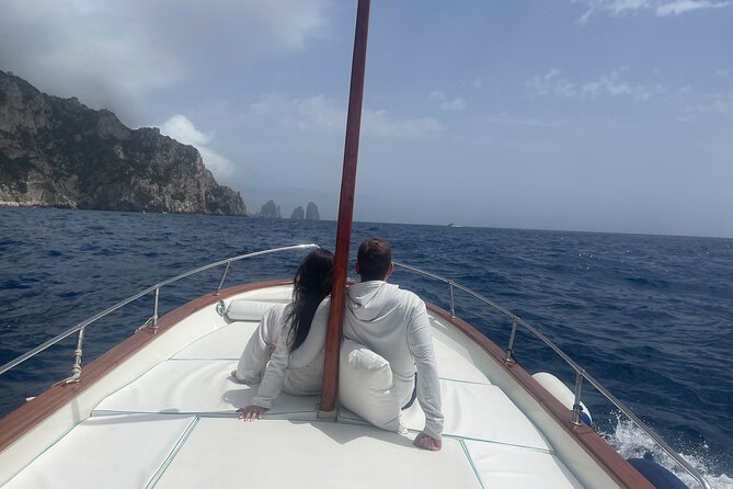 Full Day Private Guided Boat Tour of the Capri Coast