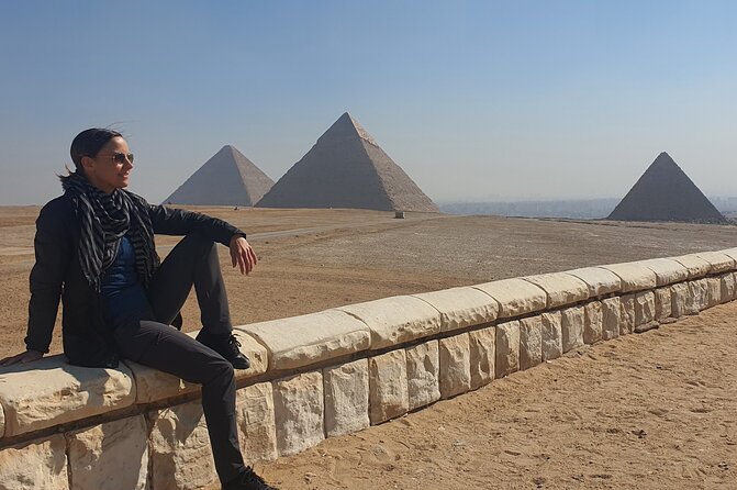 Giza Pyramids, Egyptian Museum, and Old Cairo Private Tour