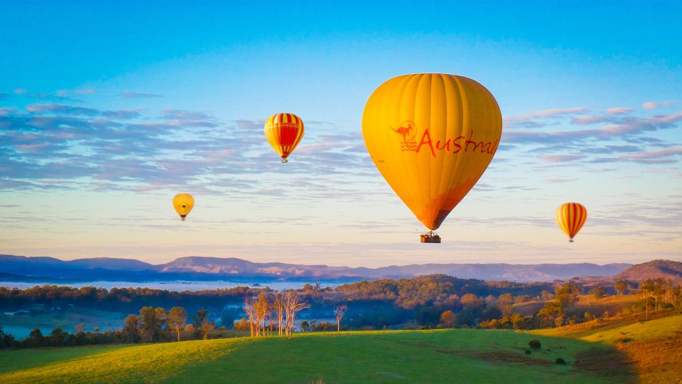 1 gold coast hot air balloon flight and vineyard breakfast Gold Coast: Hot Air Balloon Flight and Vineyard Breakfast