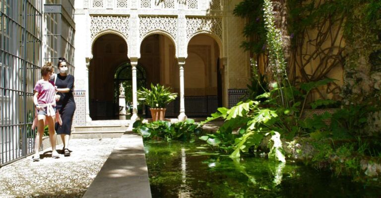 Granada: Gardens of Carmenes Guided Tour