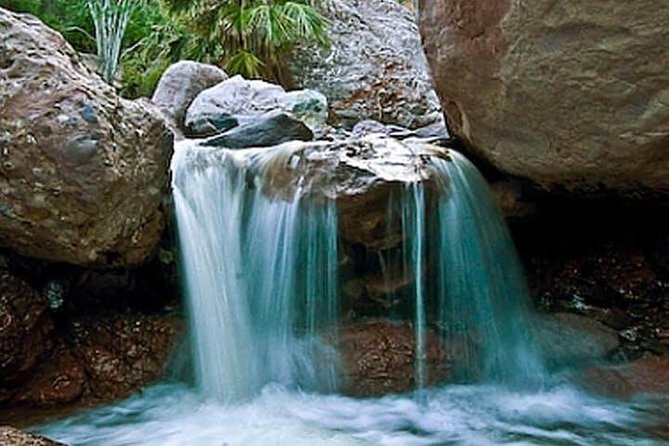 1 guided hike in tabor canyon Guided Hike in Tabor Canyon