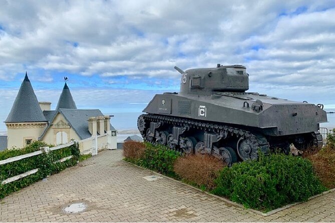 Guided Tour of Normandy D-Day Beaches From Paris, With Transport