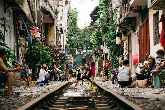 1 hanoi city tour and drinking beside railway group tour Hanoi City Tour and Drinking Beside Railway- Group Tour