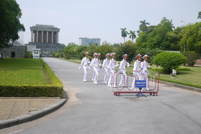 Hanoi City Tour With Water Puppet Show- Small Group Tour