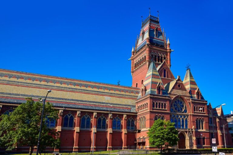 Harvard Yard Outdoor Escape: The Mysterious Porcelain Club