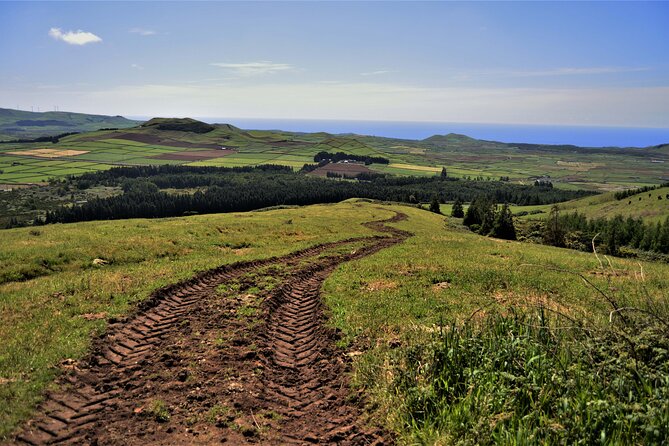 1 hiking trail passagem das bestas terceira island Hiking Trail: Passagem Das Bestas - Terceira Island