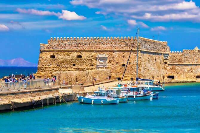 Historical Heraklion City Tour With Knossos Palace & Old Market - Itinerary Overview